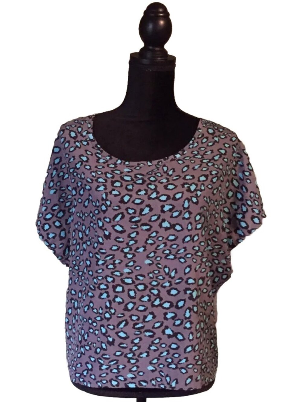 Xhilaration Womens Shirt Size Large Turquoise Blue Grey Cheetah Loose Fitting